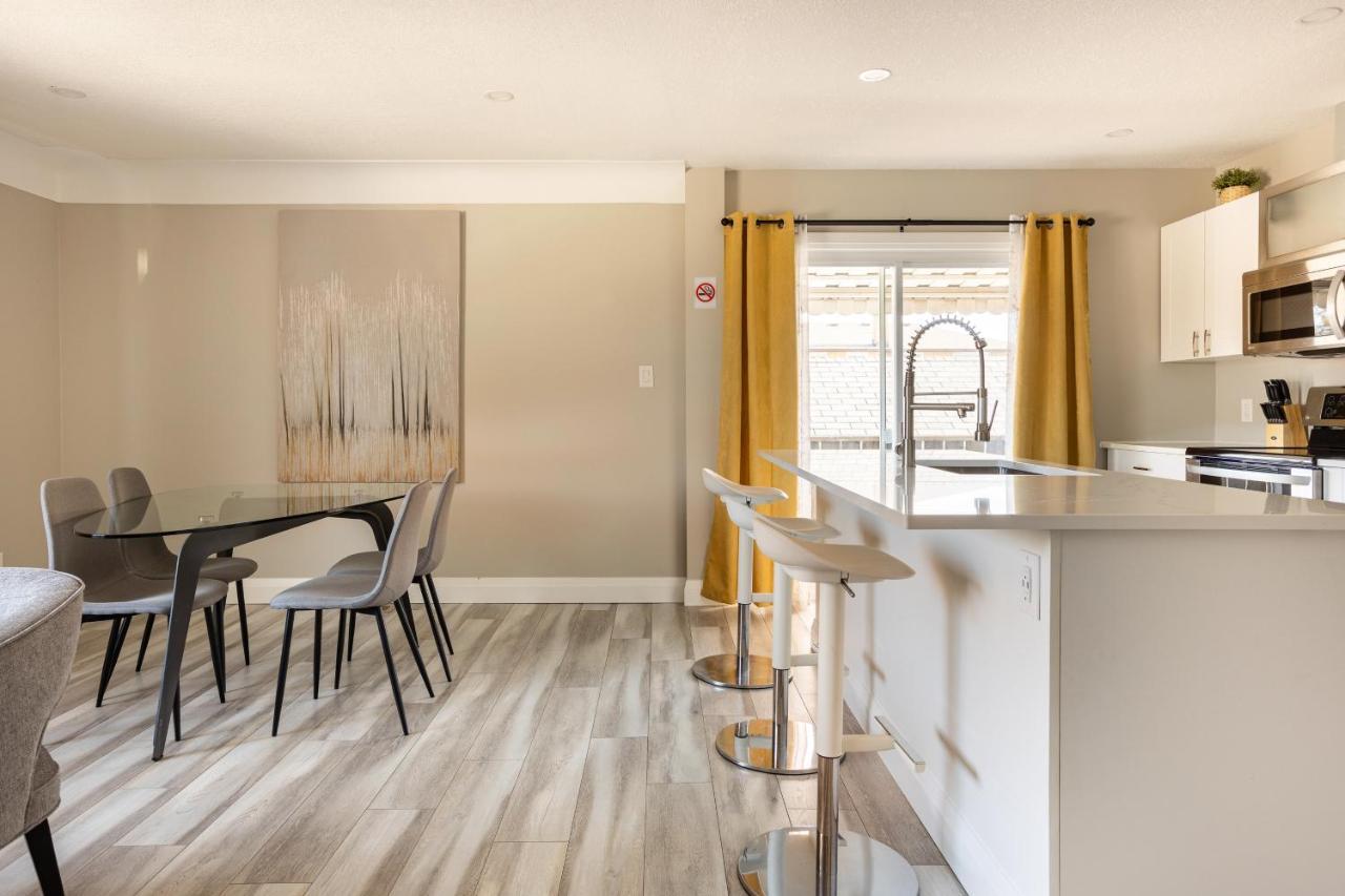 Entire 2 Bedroom Apartment Downtown - U3 Waterloo Esterno foto