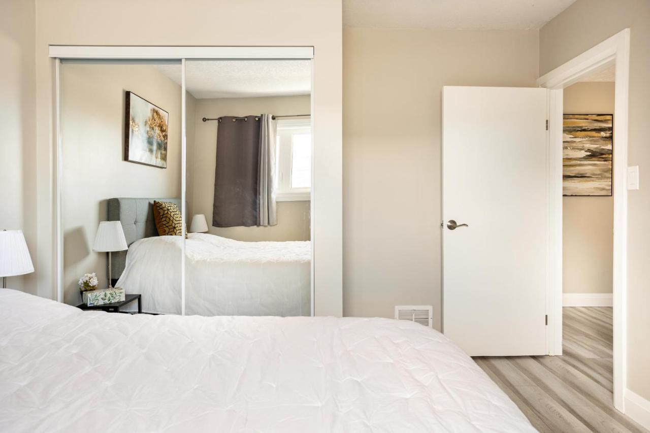 Entire 2 Bedroom Apartment Downtown - U3 Waterloo Esterno foto